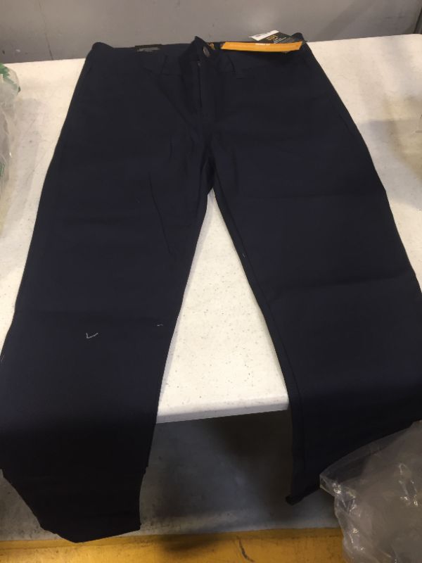 Photo 1 of Lee Uniforms Juniors Original Skinny Leg Pant SIZE 3 