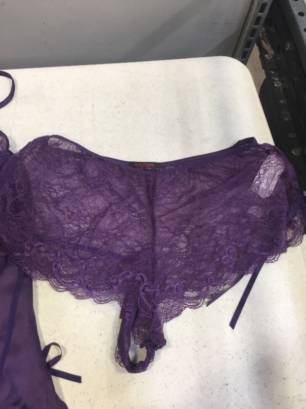 Photo 3 of WOMENS PURPLE LACE AND SILK LINGERIE SIZE MEDIUM 
