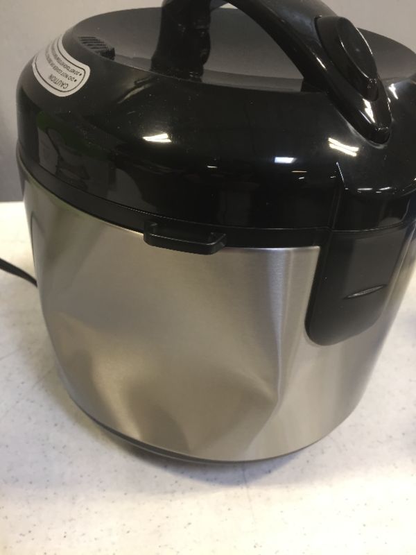 Photo 4 of Aroma Digital Rice Cooker and Food Steamer, Silver, 8 Cup---- POWERS ON/UNABLE TO TEST FOR FULL FUNCTIONALITY (DENT ON SIDE SHOW IN PICTURE) 