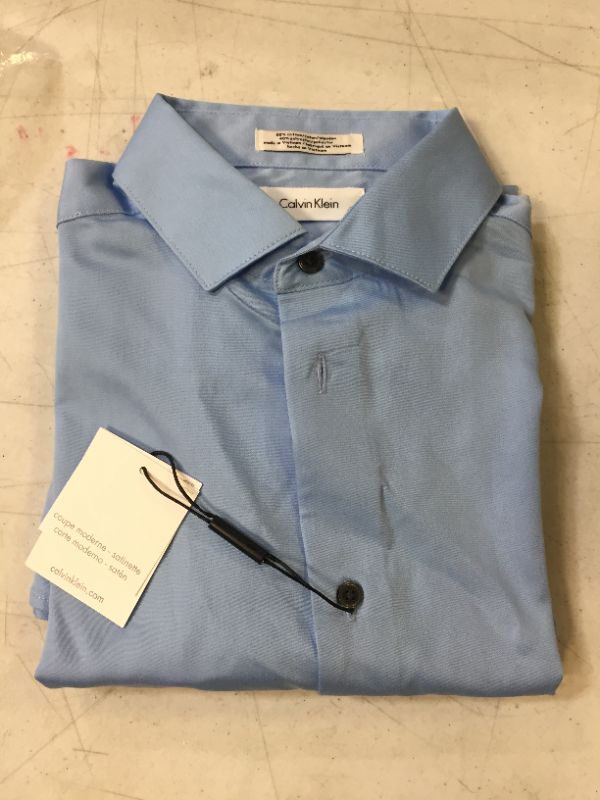 Photo 2 of Calvin Klein Boys Long Sleeve Button-up Shirt
Size: 16