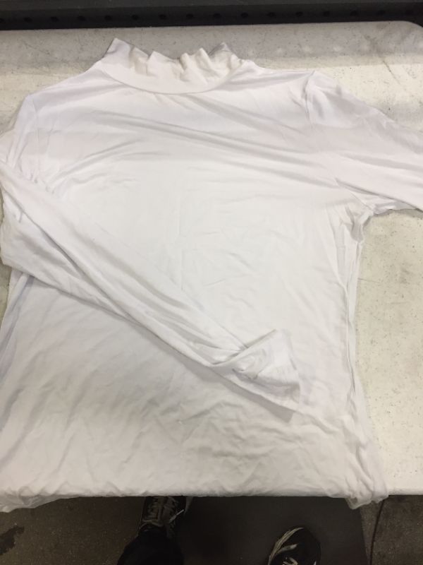 Photo 1 of KLOTHO LONG SLEEVE WHITE TURTLE NECK T SHIRT 
SIZE XL