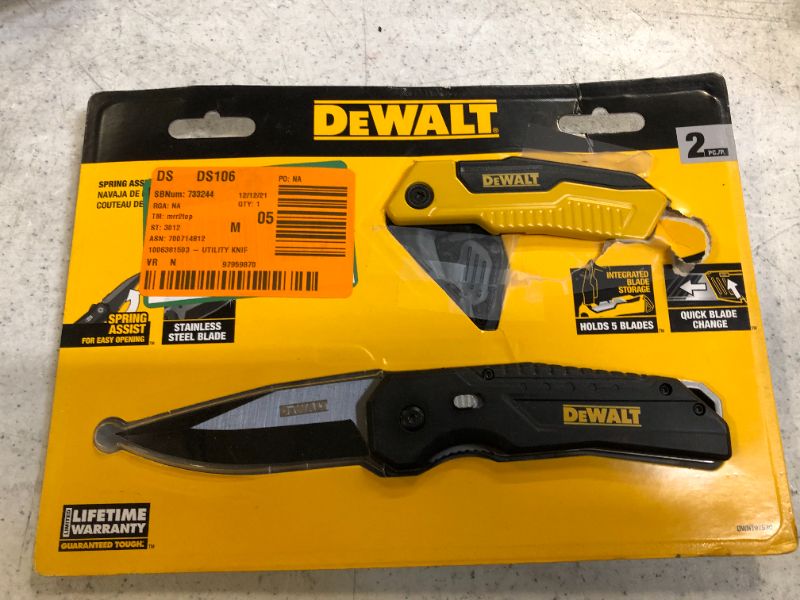 Photo 2 of DEWALT Utility Knife and Pocket Knife Set (2-Piece)
