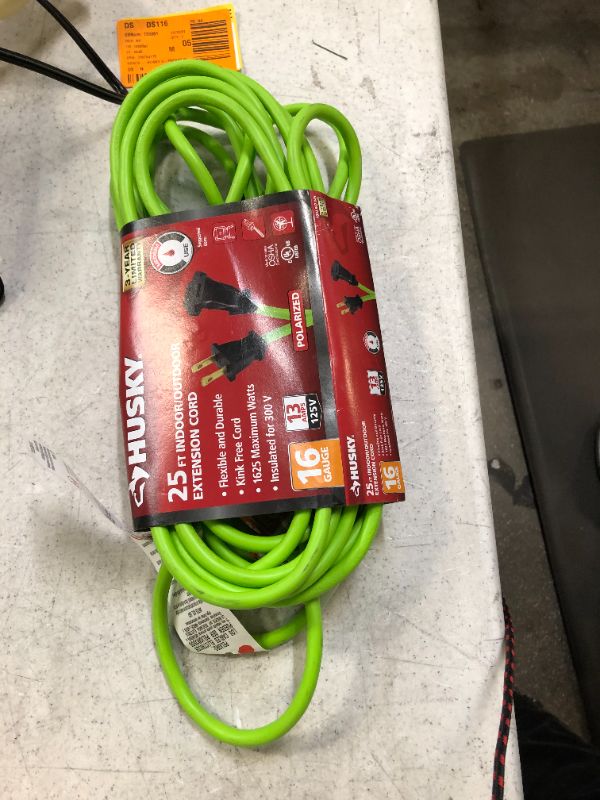 Photo 2 of 25 ft. 16/2 Indoor/Outdoor Extension Cord, Green
