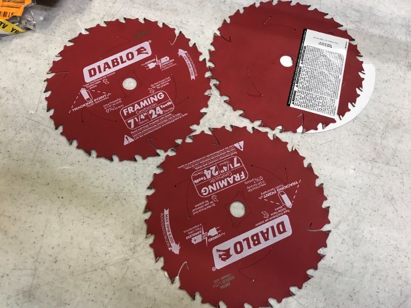 Photo 2 of 3pk-new Diablo D0724r3 7-1/4" X 24-teeth Tracking Point Framing Saw Blade
