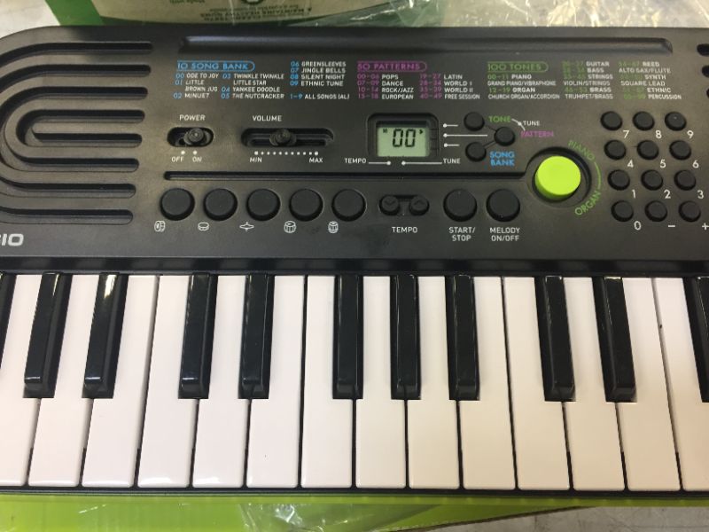 Photo 3 of Casio SA46 Keyboard 

