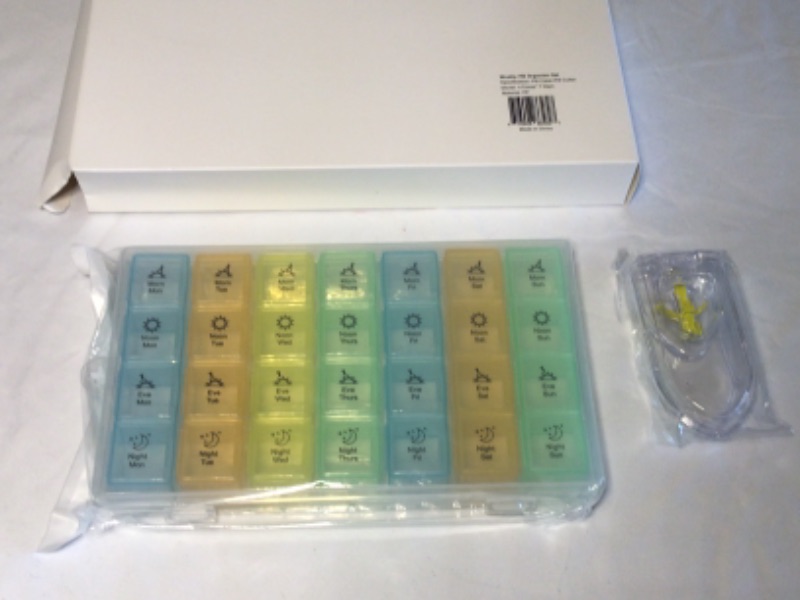 Photo 1 of Weekly Pill Organizer Set- Pill Case plus Pill Cutter- 4 Times 7 Days