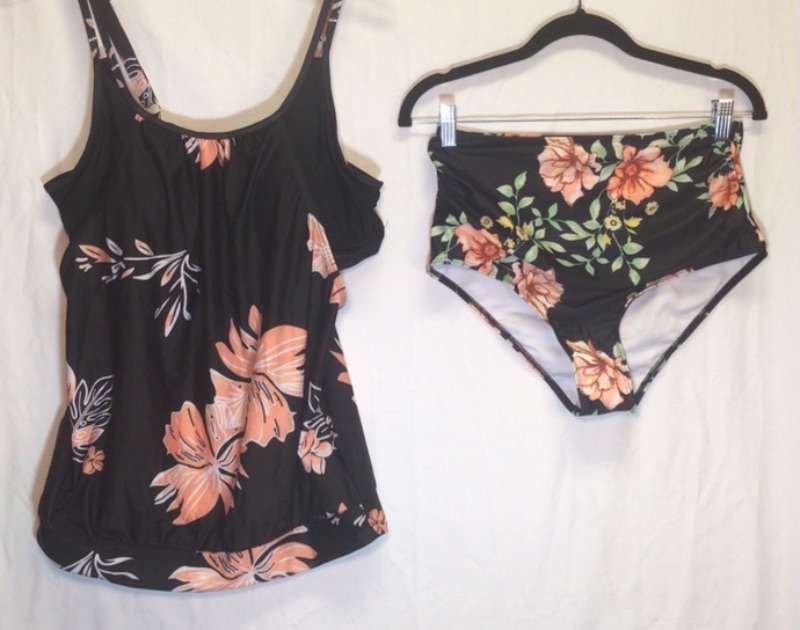 Photo 1 of Women's Two Piece Tankini Swimsuit-Flouncy Top- Black with Pink Floral- Size Medium