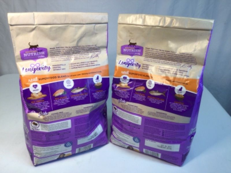 Photo 4 of 2 Bags-Rachael Ray™ Nutrish® Longevity Dry Cat Food - Natural, Chicken with Chickpeas & Salmon Recipe-3 lb bags