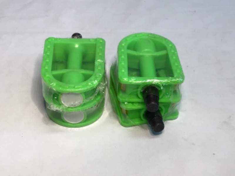 Photo 2 of 2 Packages- N3od3er Kid's Bike Pedal 1/2-Inch Bike Pedals Kids Spindle Pedals Resin 12‘’ 14 (Green)-2 Pedals each package