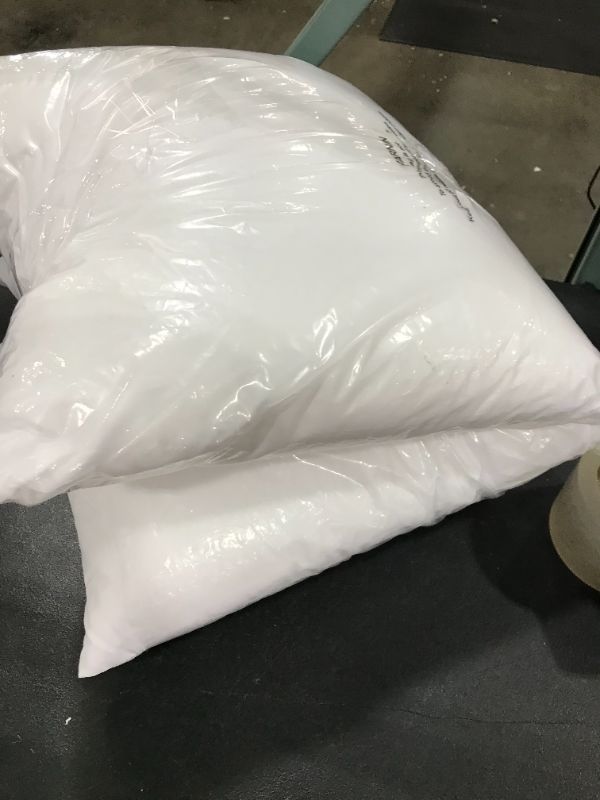 Photo 1 of 2pk of square white pillows