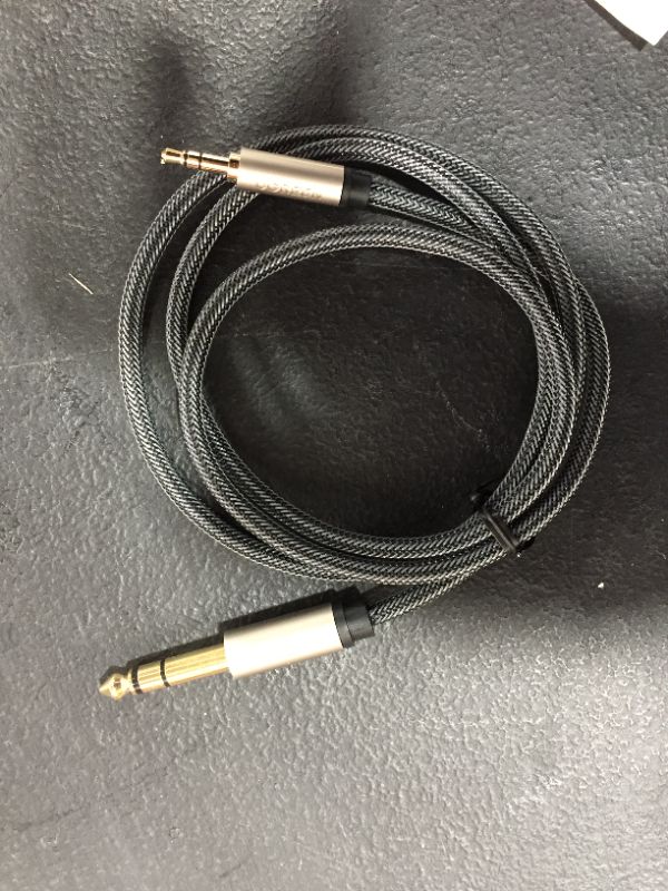 Photo 2 of UGREEN Smart Digital Life Cable USB 3.0 A to A Cable Type A Male to Male