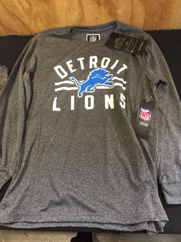 Photo 1 of  DETROIT LIONS SHIRT LONG SLEEVE SIZE  S