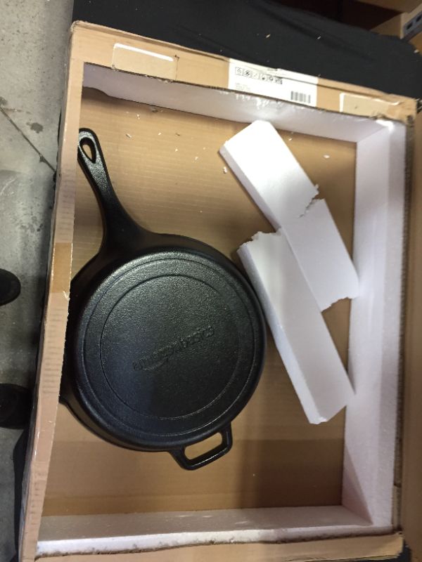 Photo 2 of AmazonBasics Pre-Seasoned Cast Iron Skillet Pan