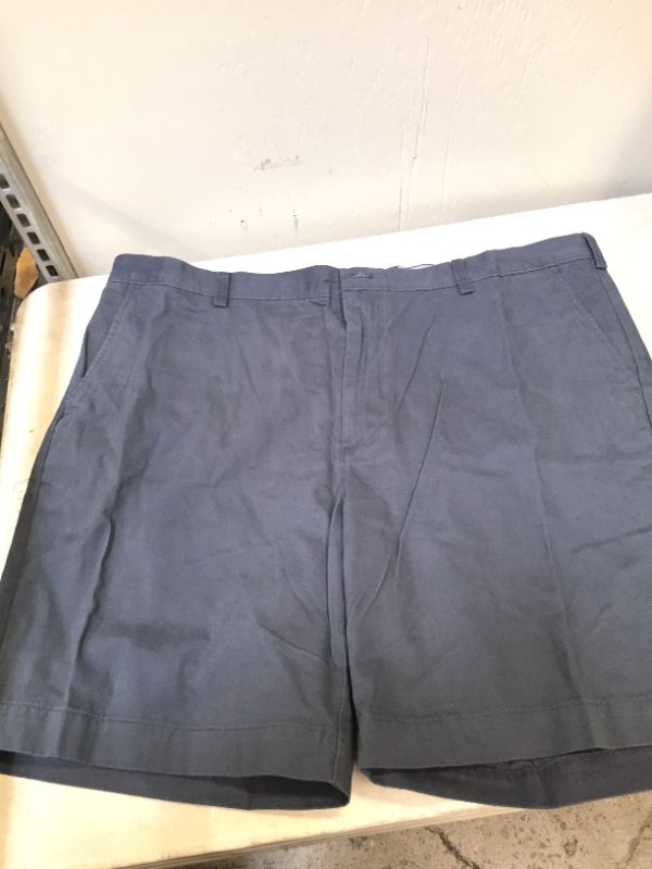 Photo 2 of Amazon Essentials Men's Classic-Fit 9" Short, Navy, 42
Size: 42
