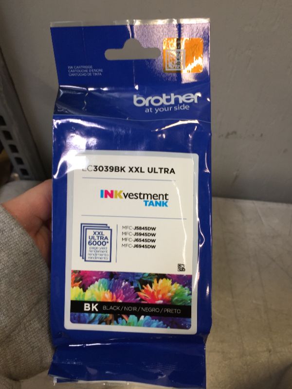 Photo 2 of Brother ULTRA HIGH YIELD BLACK INK (LC3039BK) (FACTORY SEALED )
EXP 01/2024
