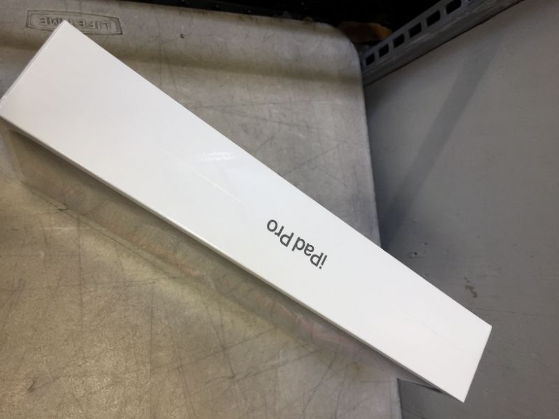 Photo 8 of Apple 12.9-inch iPad Pro 2021 M1 Wi-Fi 256GB - Space Grey
(FACTORY SEALED)