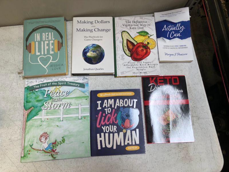Photo 1 of  Assorted book bundle 