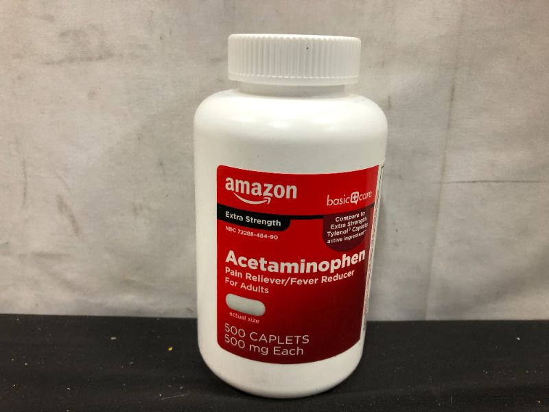 Photo 3 of Amazon Basic Care Extra Strength Pain Relief, Acetaminophen Caplets, 500 mg, 500 Count (Pack of 1) EXP NOV 2022
