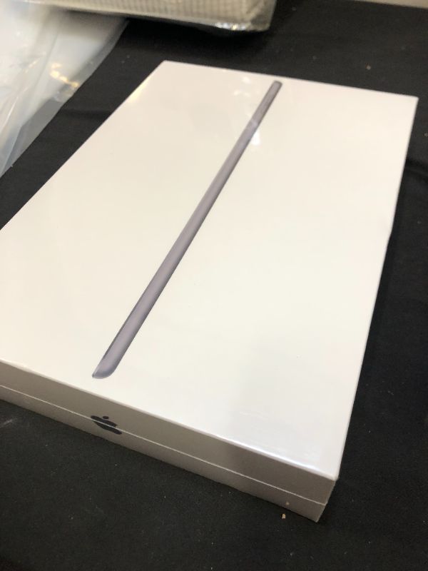 Photo 2 of 2021 Apple 10.2-inch iPad (Wi-Fi, 64GB) - Space Gray
