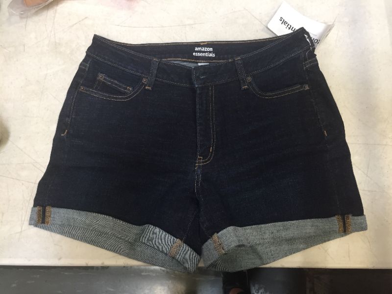 Photo 2 of Amazon Essentials Women's 5" Denim Short SIZE 10