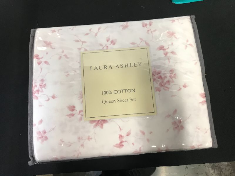 Photo 2 of 300 Thread Count Printed Pattern Sheet Set - Laura Ashley Queen
