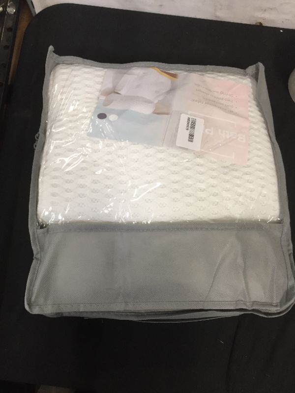 Photo 1 of Bathtub Bath Pillows, Anti-slip Bathtub Spa Pillow with 4D Air Mesh Technology and 7 Non-Slip Suction Cups, Tub Pillow with Neck, fits All Bathtub, Hot Tub and Home Spa, White
