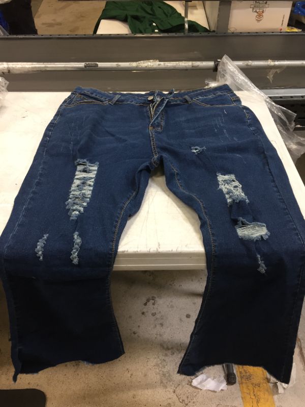 Photo 1 of 3XL WOMENS JEANS 