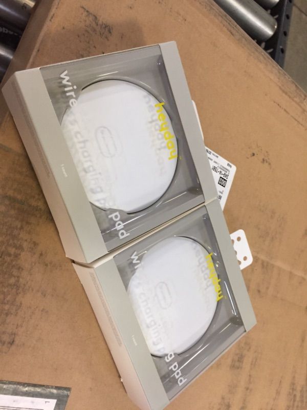 Photo 2 of 2 PACK WHITE heyday™ Qi Wireless 5W Charging Puck
