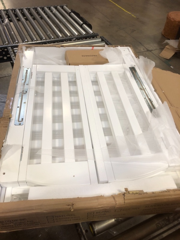 Photo 1 of MAY BE MISSING HARDWARE. Dream On Me 3 in 1 Portable Folding Stationary Side Crib with Dream On Me 3 Portable Crib Mattress, White
