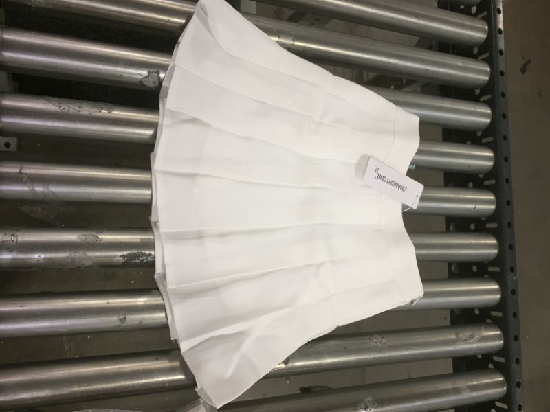 Photo 1 of white skirt
XXS