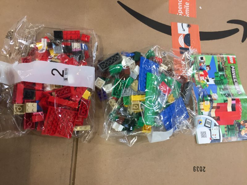 Photo 1 of LEGO Minecraft The Wool Farm 21153 Sheep and Farm Toy Building Set (260 Pieces)