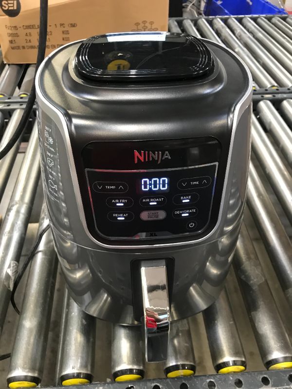 Photo 3 of Ninja AF150AMZ Air Fryer XL that Air Fry's, Air Roast's , Bakes, Reheats, Dehydrates with 5.5 Quart Capacity, and a high gloss finish, grey