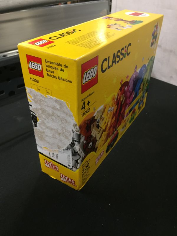 Photo 3 of LEGO Classic Basic Brick Set 11002
