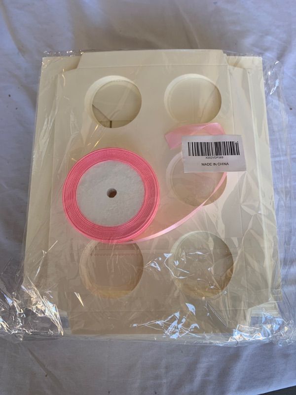 Photo 1 of akiero Cupcake Boxes Cupcake Containers, Ivory Cupcake Carrier, Food Grade Kraft Cupcake Holder with Lid, Cookies Boxes Large Treat Boxes, Pastry Boxes Muffin Bakery Box with Window (6 Holder 15pcs)
