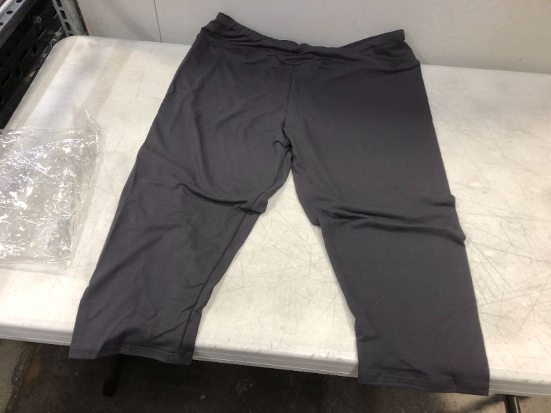 Photo 1 of dlgdwg high waisted gray Capri leggings  size XL