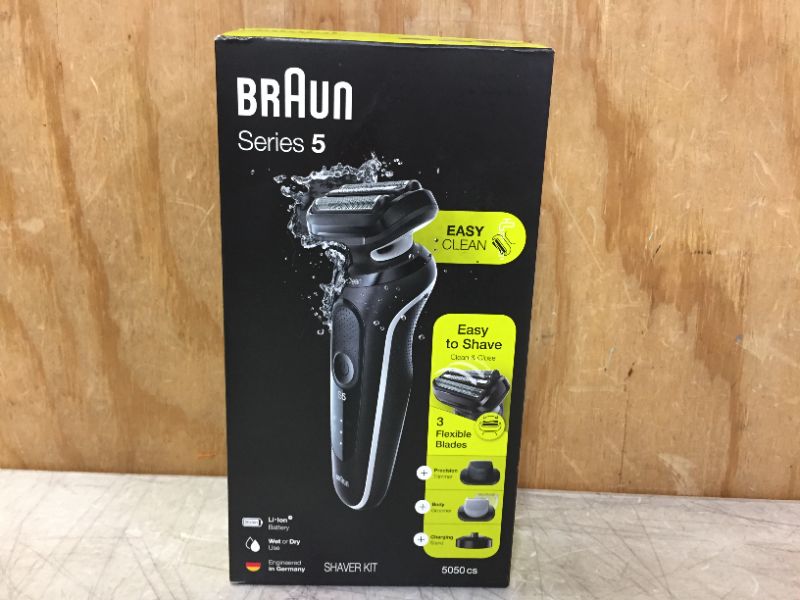 Photo 1 of Braun Electric Razor for Men, Series 5+++ DAMAGE BOX