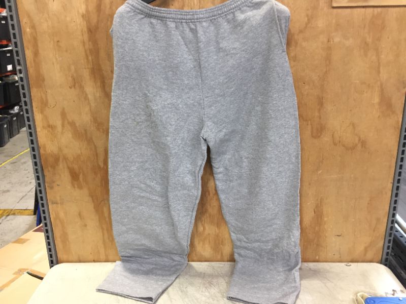 Photo 1 of dirty--*-Men's pants gray color size L