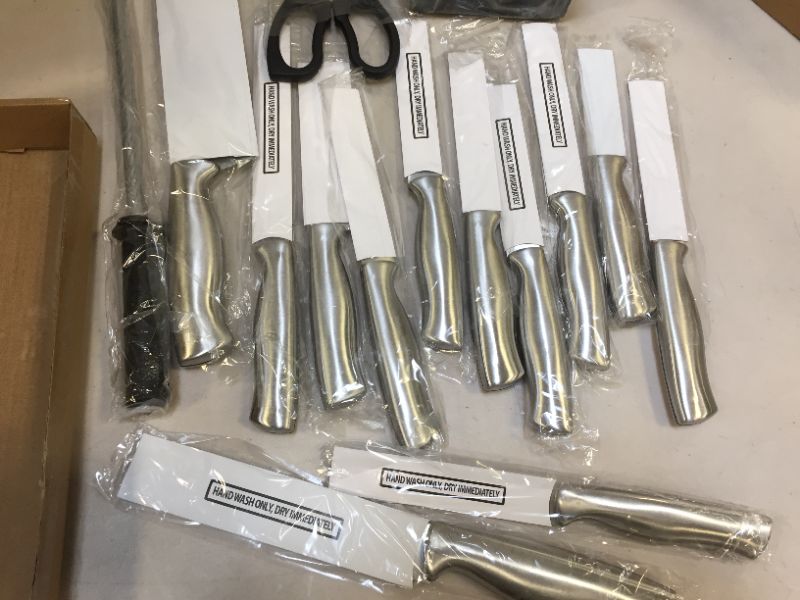 Photo 1 of FARBERWARE 15PIECES STAINLESS STEEL CUTLERY SET