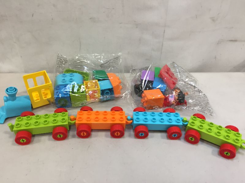 Photo 3 of LEGO duplo 23 pcs Ages 1-3 edge (open box)