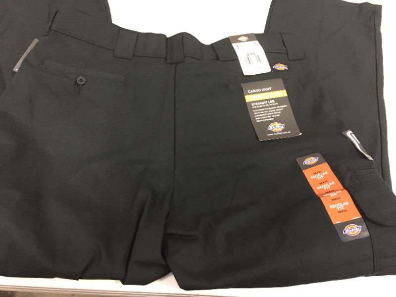 Photo 2 of Dickies FLEX Regular-Fit Straight-Leg Cargo Pants for Men size 38 x30