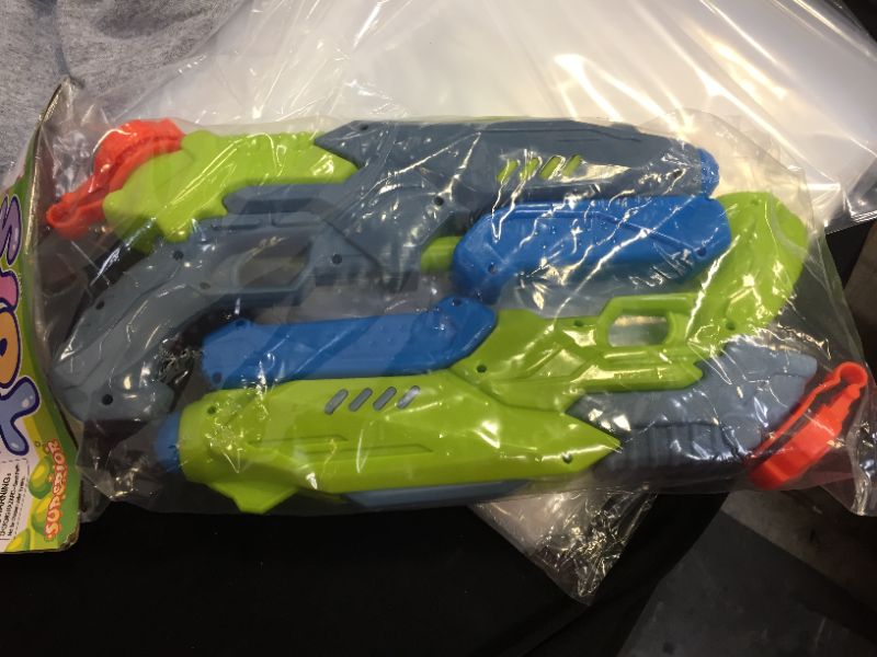 Photo 1 of SQUIRT WATER GUN 2 PACK