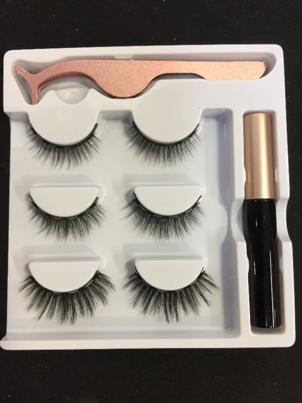 Photo 1 of 3 Pair Magnetic Lashes with Tool and Magnetic Liner