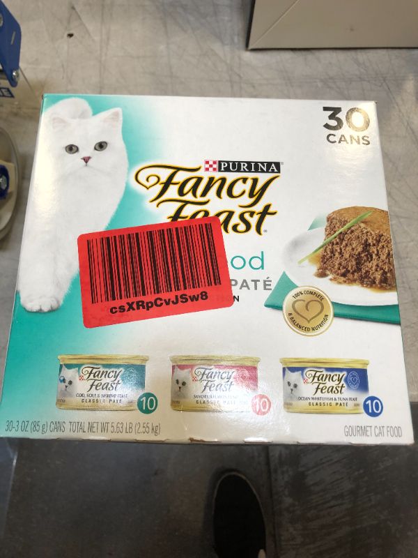 Photo 1 of (30 Pack) Fancy Feast Grain Free Pate Wet Cat Food Variety Pack, Seafood Classic