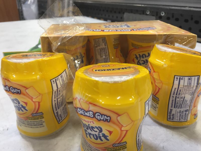 Photo 1 of fruicy fruit original sugar free 6x40 pieces bottle  exp date 11-2021