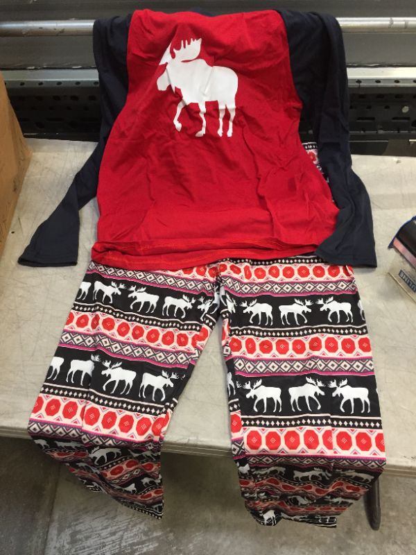 Photo 2 of FAMILY CHRISTMAS PAJAMAS AZTEC MOOSE RED RAGLAN 2 pack -- SIZE LARGE