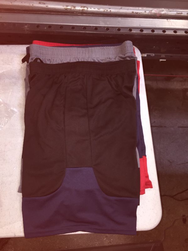 Photo 1 of 5PACK - MENS REAL ESSENTIAL SZ M BASKETBALL SHORTS 