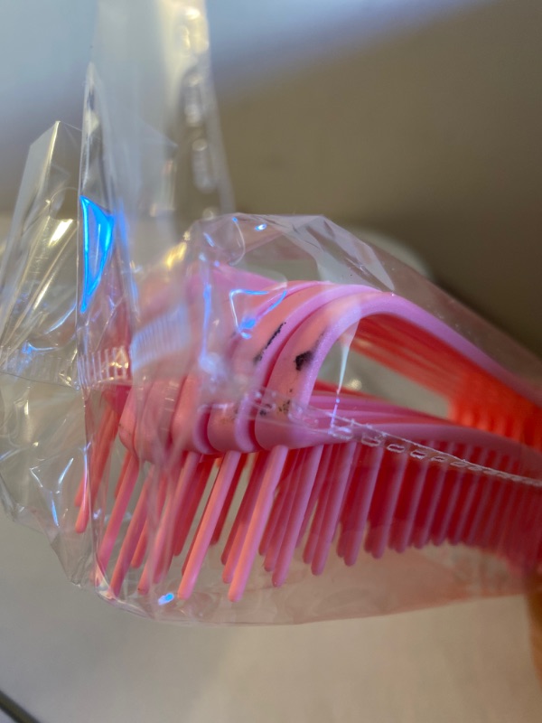 Photo 1 of 2PC LOT
2 Pieces Detangling Brush for Afro America/ African Hair Textured 3a to 4c Kinky Wavy/ Curly/ Coily/ Wet/ Dry/ Oil/ Thick/ Long Hair, Knots Detangler Easy to Clean (Black, Pink), PINK BRUSH IS DAMAGED 

Head & Shoulders Anti-Dandruff Styling Hair 