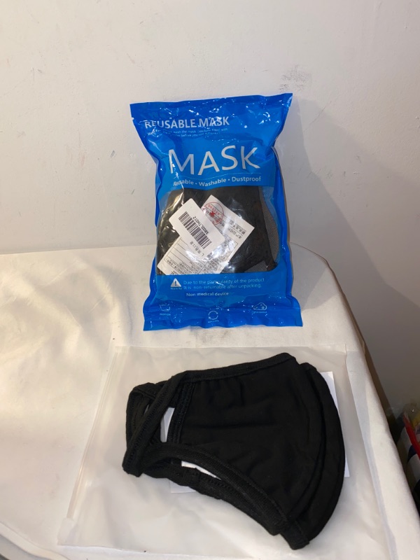 Photo 1 of 2PC LOT
EEIEER Face Mask Nose Mouth Cover Breathable Washable Reusable Cloth Covering with Extra 6 Filters and 2 Valves for Adult, Suitable for Outdoor Activities Painting Running 1 Pack

Cotton Cute Mouth Face Mouth Cover- Reusable Cotton Comfy Breathabl