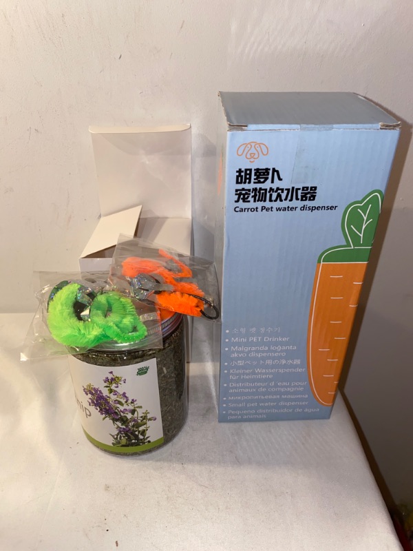 Photo 1 of 2PC LOT
SEIS 500ML Rabbit Carrot Drinking Bottle Bowl Feeding Water Pet Drinking Water Automatic Waterbowl Haging Cage Kettle Water Dispenser for Totoro Hamster Sugar Glider Guinea Pig, FACTORY SEALED 

abobo Catnip (Leaves & Flowers) 4 oz for Cats Treats