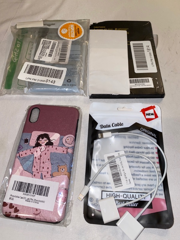 Photo 1 of 4PC LOT
2 PHONE CASES, DIFFERENT SIZES, AND DIFFERENT COLORS
PHONE SCREEN PROTECTOR
HIGH QUALITY DATA CABLE